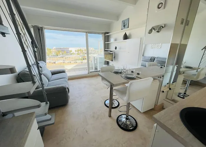 Appartement Mezzanine 2 Couchages Cap D'agde Naturisme Cn010-593 *